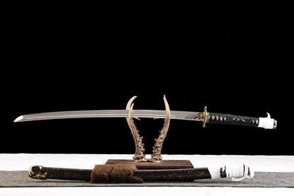 Ghost of Yangti Mountain Dutong Style Lone Wolf, handcrafted T10 steel 41-inch clay-tempered samurai swordGhost of Yangti Mountain, handcrafted T10 steel 41-inch clay-tempered samurai sword