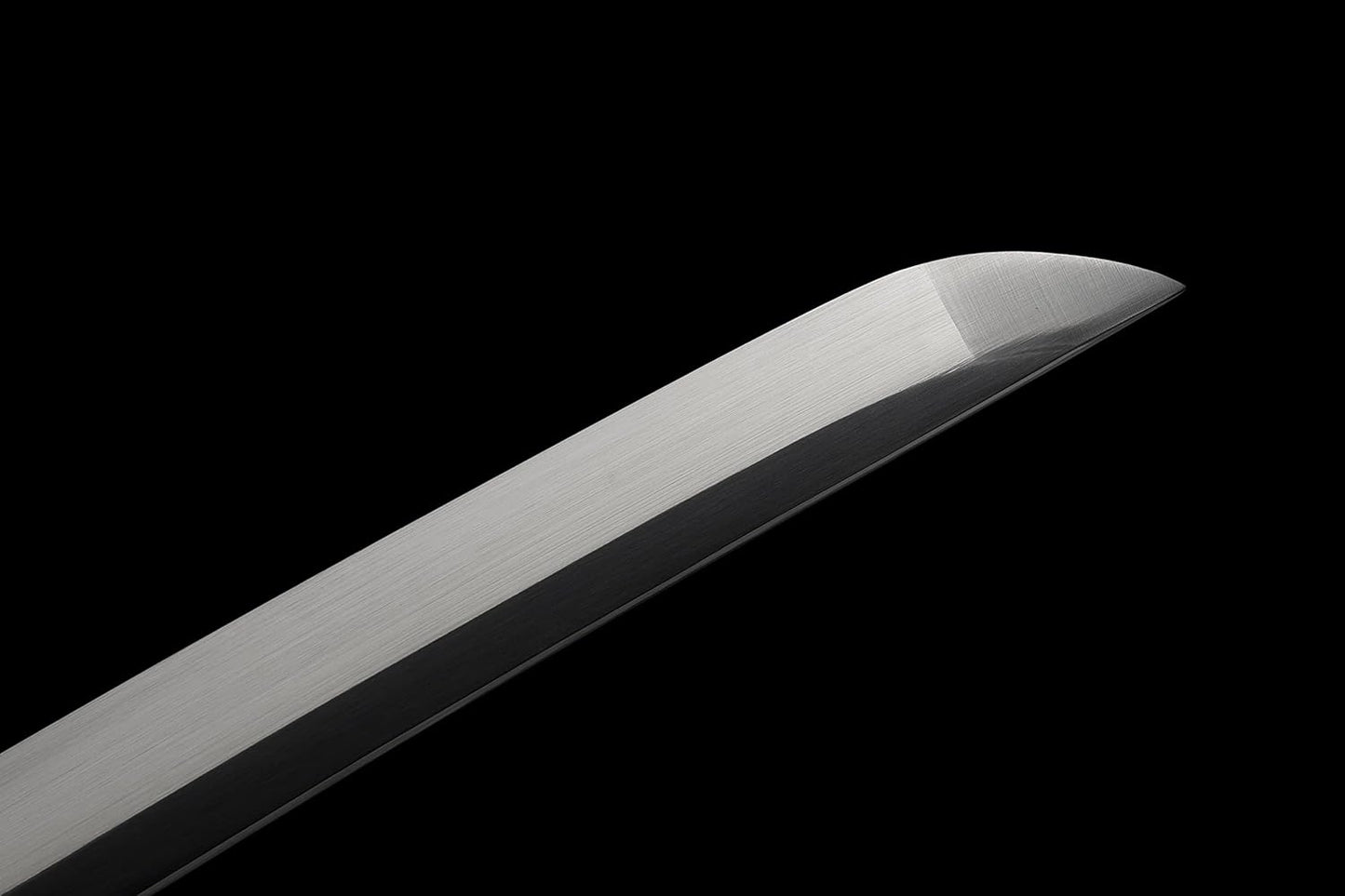 Ichigo Kurosaki, Full Tang 41 inch Cosplay Handmade Katana Sword, 1060 high Carbon Steel Black and White, Very Sharp -anime sword(White)